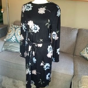 BNWT Suzy Shier midi length floral black dress Sz. L